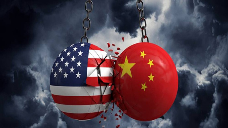 إيكونوميست: التنافس بين الولايات المتحدة والصين دخل مرحلة خطيرة